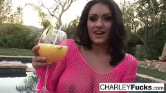 Redare Sesiunea sălbatică de dracu la piscină a lui Charley Chase