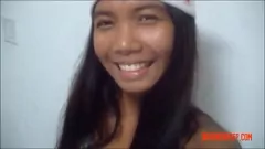 Reproduzir Especial HD Christmas Throatpie: Thai Teen Heather Deep's Xmas Deepthroat Orgy