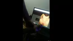 تشغيل 18+: مراهقة حمراء الشعر وقحة تأخذ عدة ديكس كبيرة
