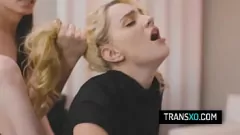 Oynat Natalie Mars, Süper Sıcak Shemale fucks Kenna James 'Pussy