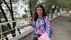 Oynat Street Pickup: Bir gençle kaba seks, gözlük üzerinde cum