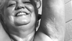 Odtwórz My Secret Life: 20 najlepszych amatorskich owłosionych milfs i gilfs