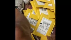 Reproducir Viaje de poder de Walmart: el gerente humillado fistió en un encuentro explícito con clasificación X