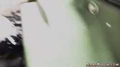 Jouer serré adolescent arabe talon de fer passer objectif, station extérieure de 23 km