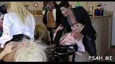 Jouer Missy viene spogliata a fetta piena
