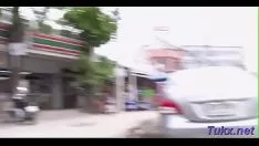 تشغيل التأرجح هو في آسيا البكر الساخنة على باي