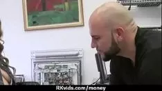 Abspielen Apairu-Jugendliche bekommen Legegeld 11