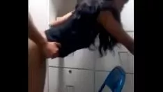 बहन से जबरदस्ती लंड चुसवा के चोदा