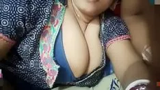 Jouer সেক্সি বৌদির হট বডি