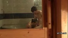 Y. abbina registrazioni video fatte in casa non professionali
