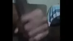 Oynat Büyük bir sashay ile genç Ekvador